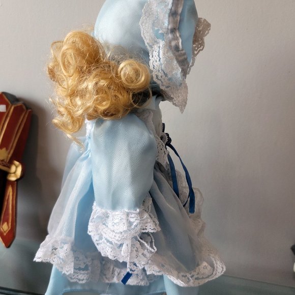 Beautiful Little Bo Peep Porcelain Doll - Picture 5 of 5